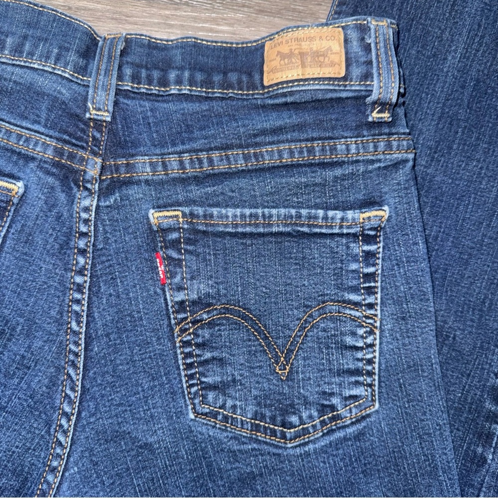 Levi's Women's Perfectly Slimming 512 Bootcut Jeans Dark Wash 27x27 Midrise - Picture 6 of 10